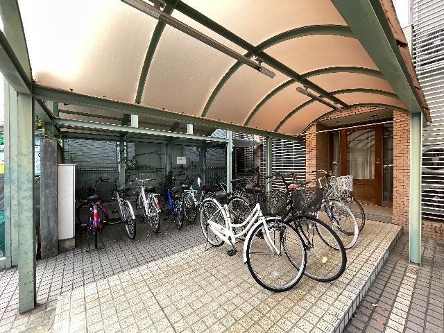 ＥＳＰＡＣＥ　Ａ 駐車場