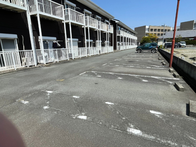 ドリーム  １ 駐車場