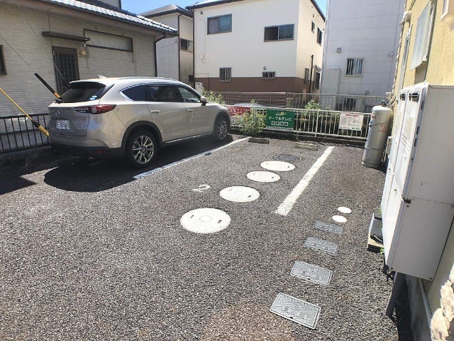 ラ・アンジェ中野 駐車場