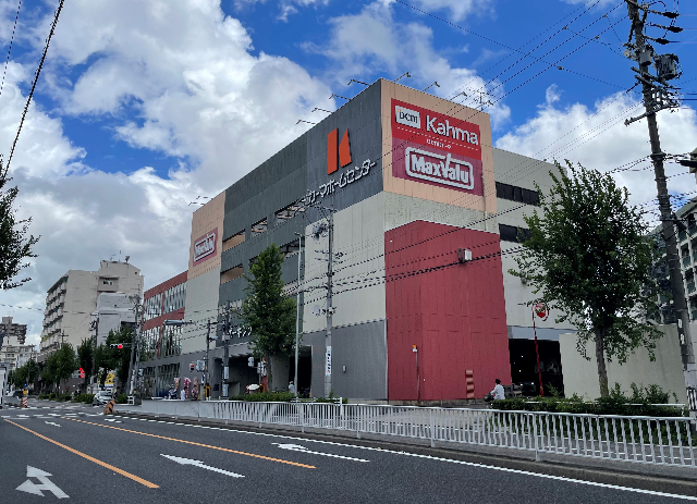 杁中カジウラマンション DCMカーマ川原店