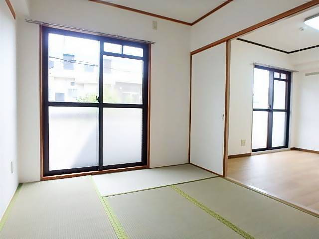 明和マンション リビング