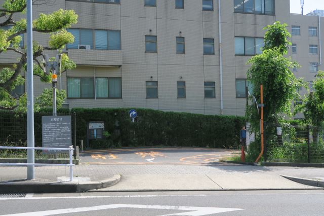 岩田ビル 名古屋大学　８・９号館前ゲート