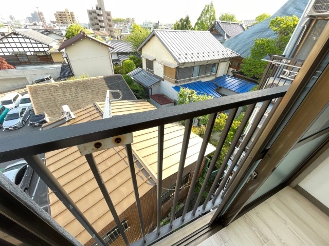 コンドミニアム御器所 ベランダ