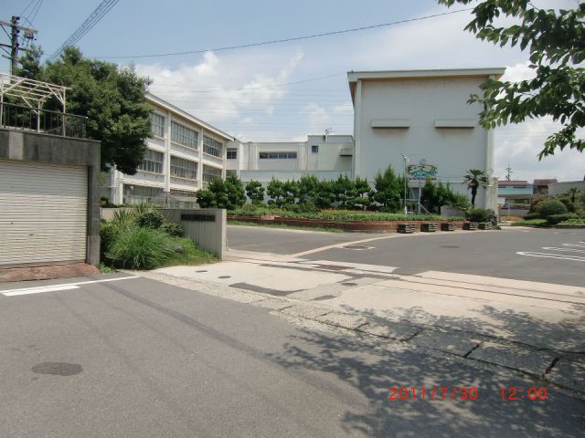 ラ・トゥールナリタ 市立加木屋南小学校