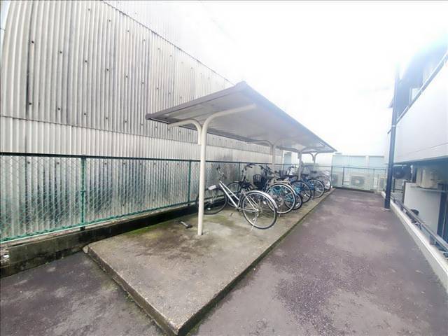 クレール本郷 エントランス