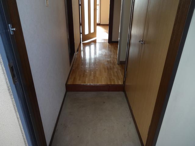 ピュア東海 玄関