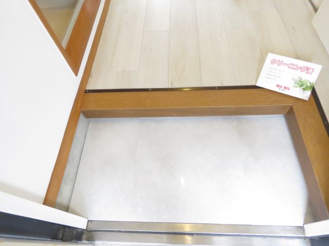 鏡ヶ池ハイツ 玄関