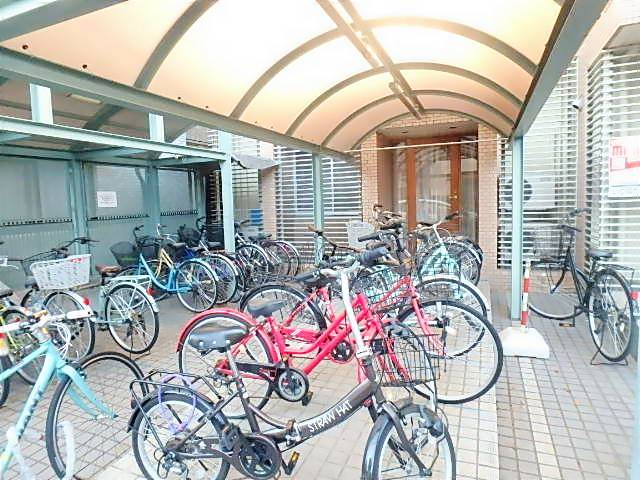 ＥＳＰＡＣＥ　Ａ 駐車場