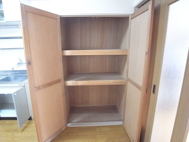 グロリアス本山 収納もついてます