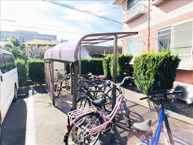 エステートピア浅井Ⅱ 駐車場