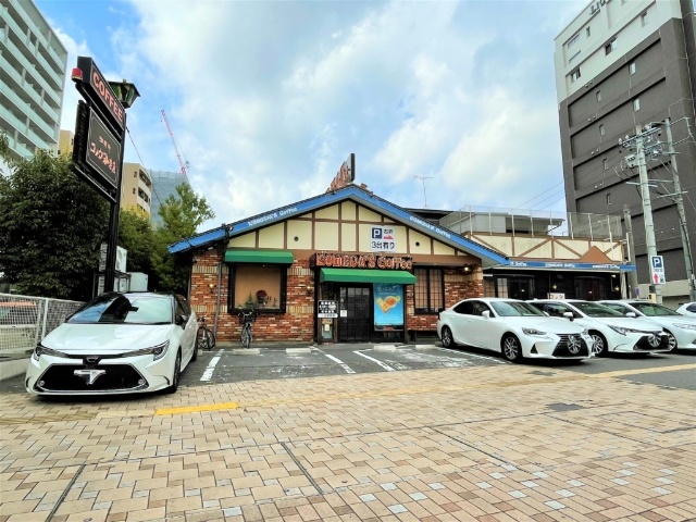 ジュネスⅢ コメダ珈琲店吹上店