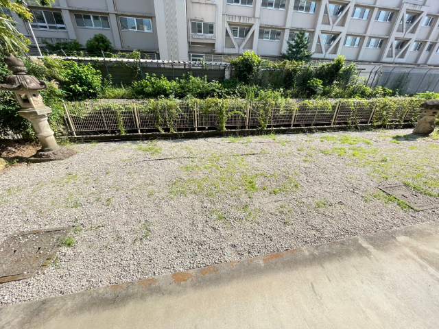 幸川マンション南館 庭