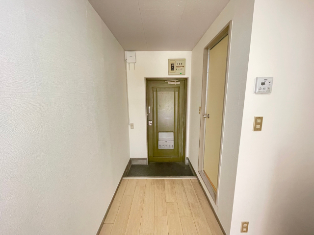 幸川マンション南館 玄関
