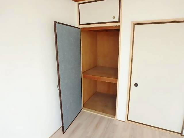コーポ山里 収納