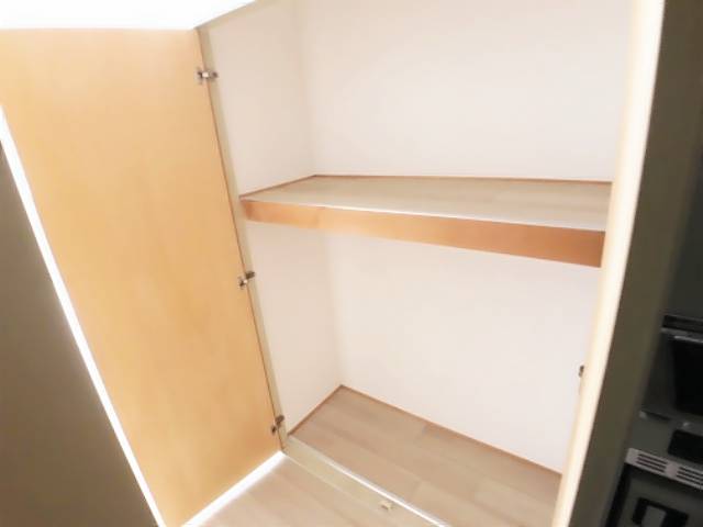 アーバングレーファースト 収納