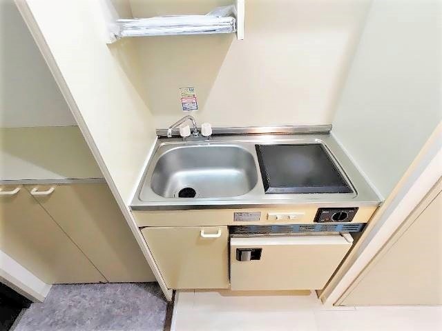 アーバングレーファースト キッチン