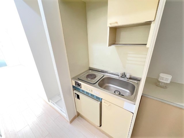 アーバングレーファースト キッチン