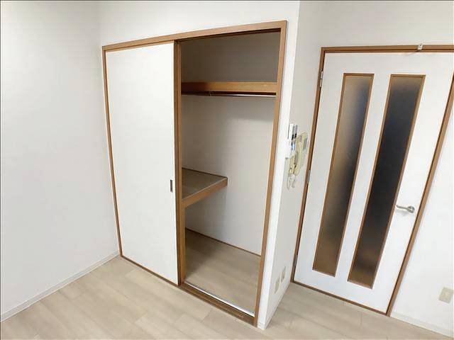 ルミエール杉本 収納
