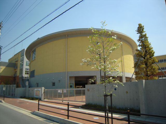 ラ・フォンタナ・ロッサ 市立赤池小学校