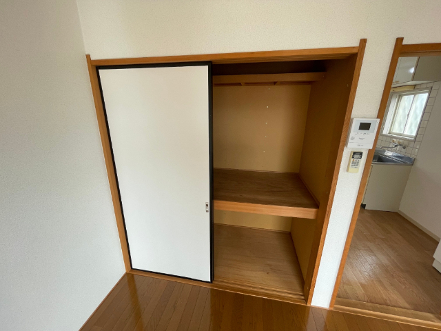 ハイツニュールミネ 収納