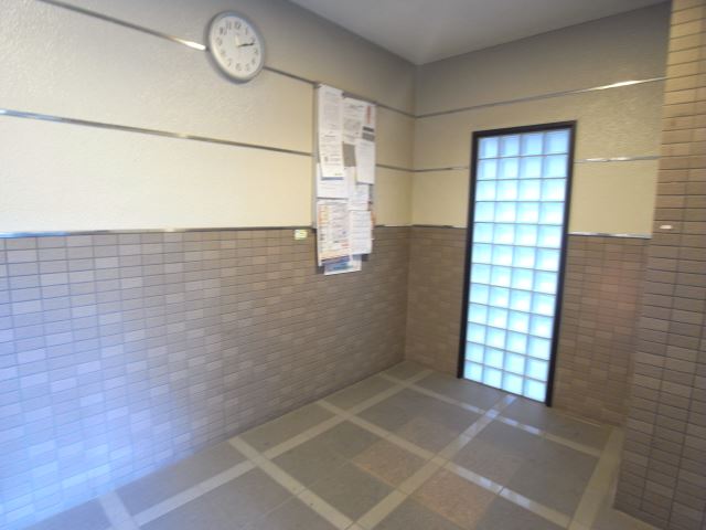 パル松ヶ枝 エントランス