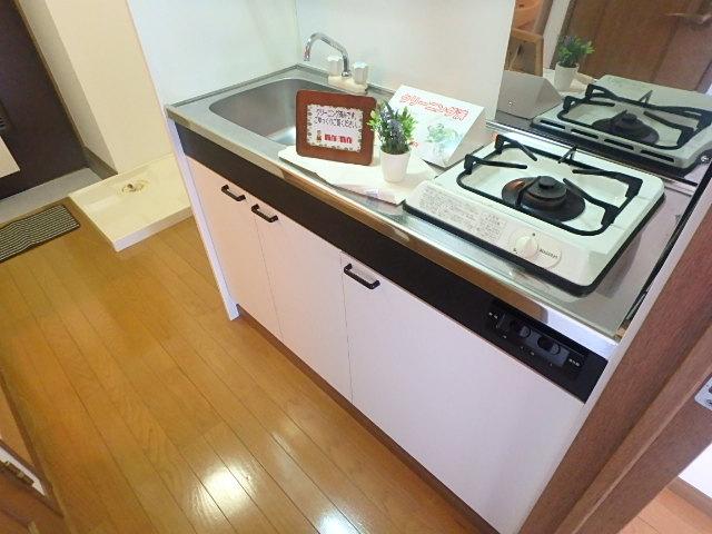 リーザ川名 キッチン