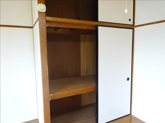 コーポサンシャイン 収納