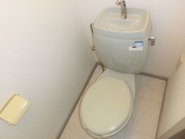 メゾンラフォーレ トイレ