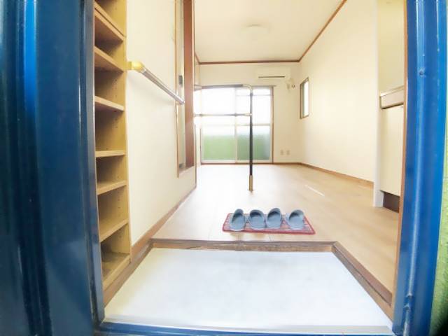 ライフ白金 玄関