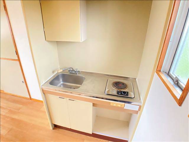 ライフ白金 換気窓がありお料理中も快適です。
