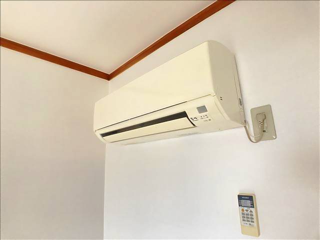 ライフ白金 エアコン完備です。