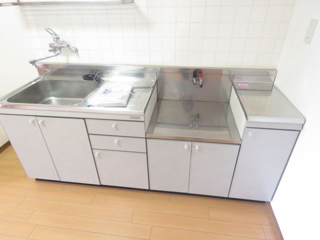 グロリアス本山 キッチン