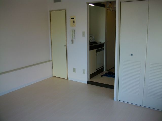 ジョイフル元八事 住みやすい洋室8帖のお部屋です
