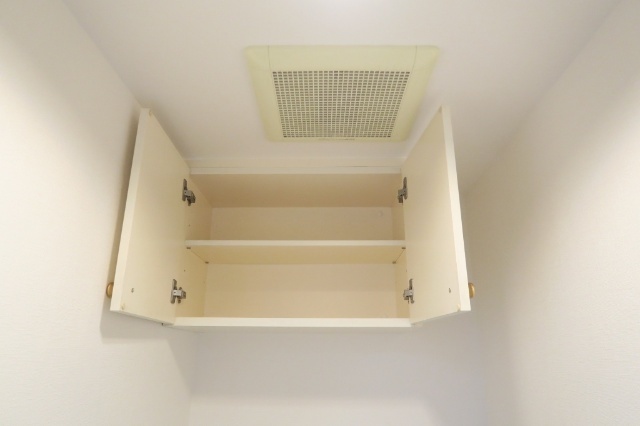名古屋辻ビル 収納