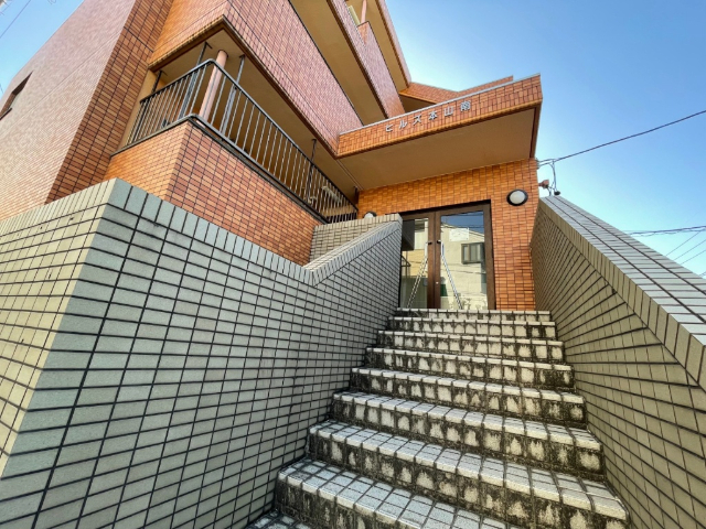 ヒルズ本山南 エントランス