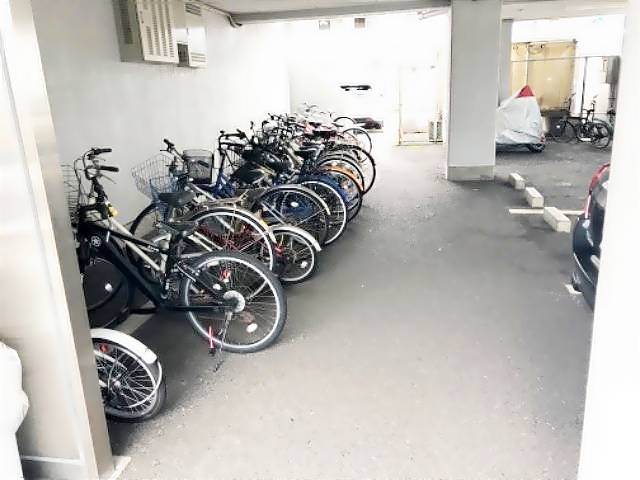 リバーサイドドリーム 駐車場