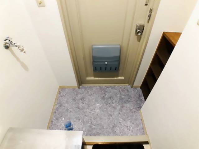 川本マンション 玄関