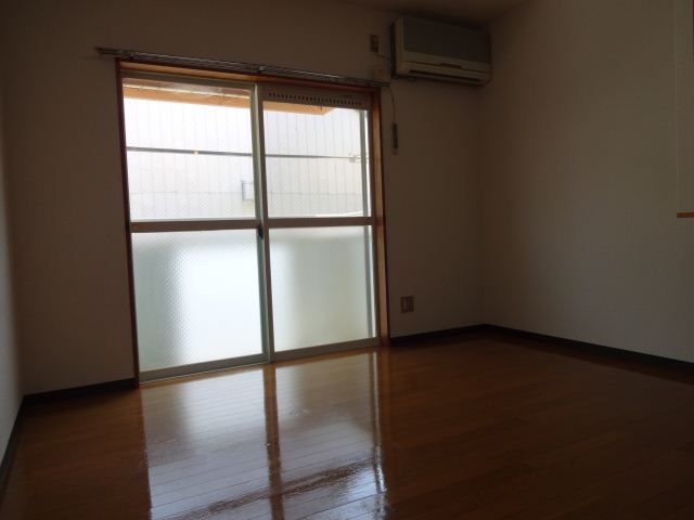 ベネッセヤマダ 風通りが良いお部屋です