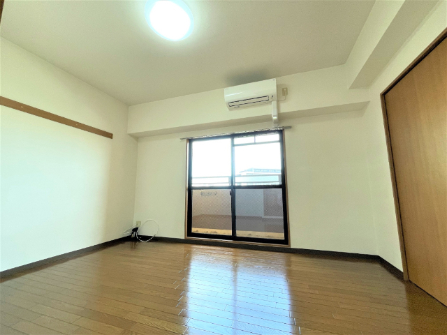 アーバンコート小松 日当たりも良い！ベランダ広いです♪