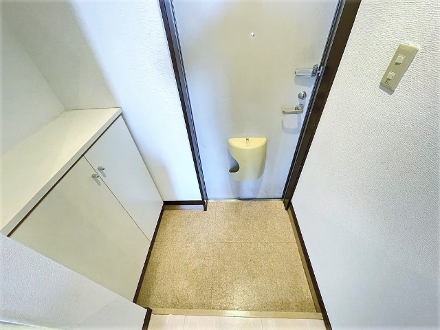 クレバネス町屋 玄関