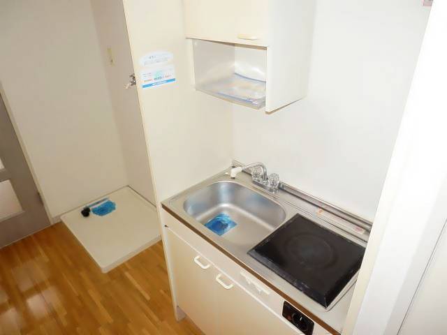 ＧＲＡＣＩＯＵＳ　ＳＡＩＴＯＵ １口電気コンロのキッチンです。