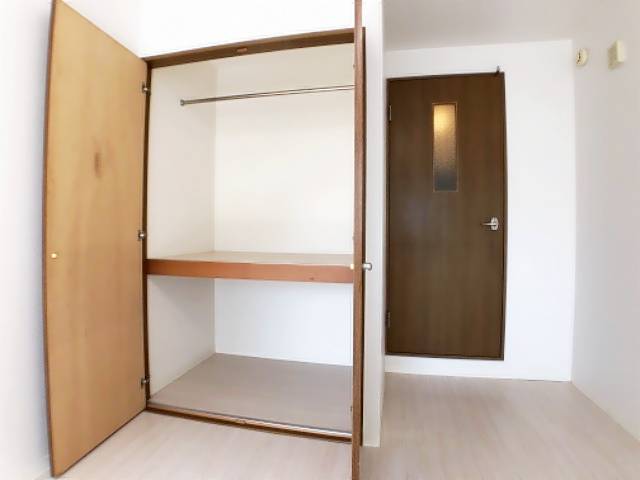 レオン八事　西館 収納