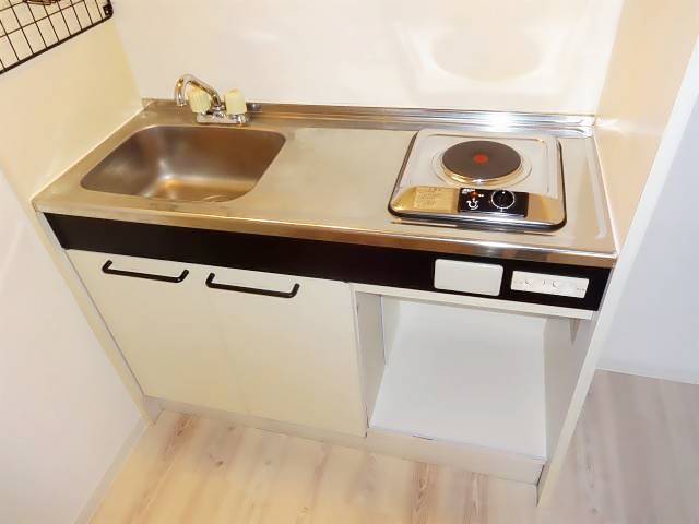 ＭＴなごの１００１ キッチン