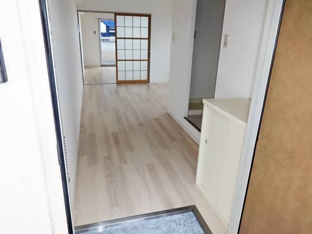 ＭＴなごの１００１ 玄関