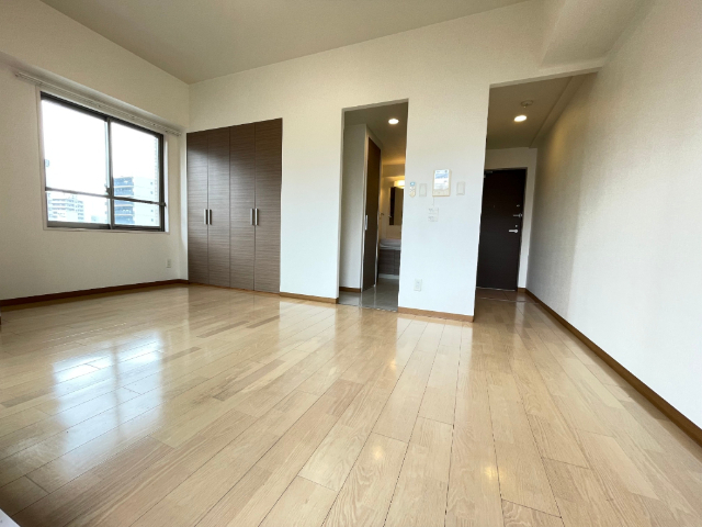 フォレスト那古野 リビング