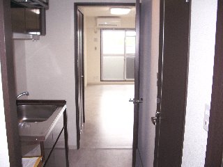 スペース　デュークF 玄関