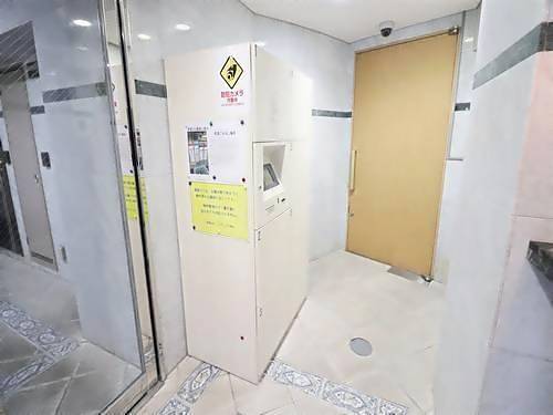 グレイス新栄 エントランス