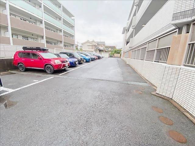 Ceres宝が丘 駐車場