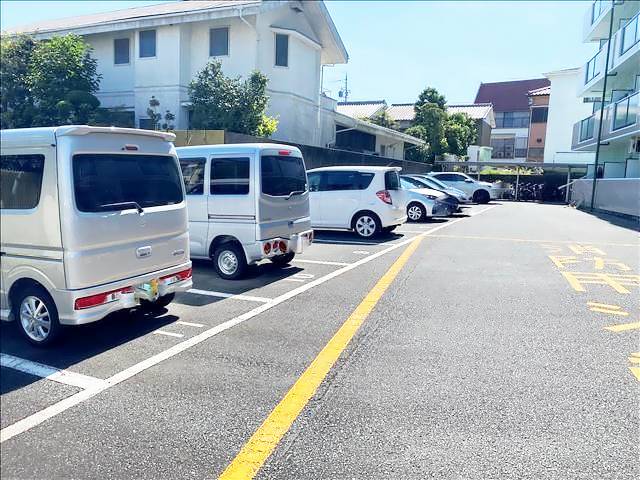 ＡＣＴＲＩＵＭ・Ｋ 駐車場