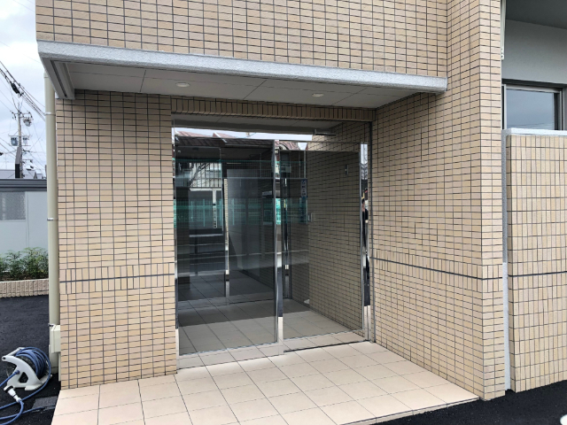 Ｐｅａｃｅ　Ｌｉｆｅ エントランス